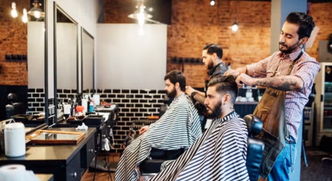 Barberos Cerca de Mí: Encuentra el Mejor Lugar para un Corte de Pelo y Afeitado en Tu Área